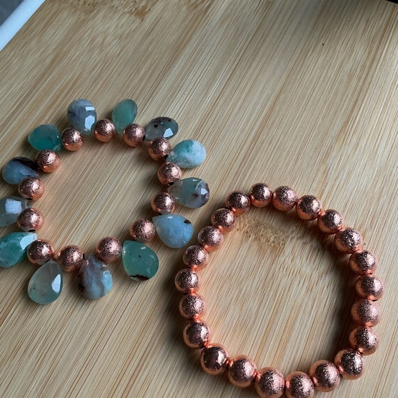 Copper and Peruvian opal Teardrop Bracelets - Picture 3 of 5